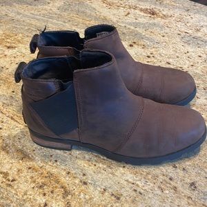 Sorel Emelie Chelsea boots blackened brown 8.5